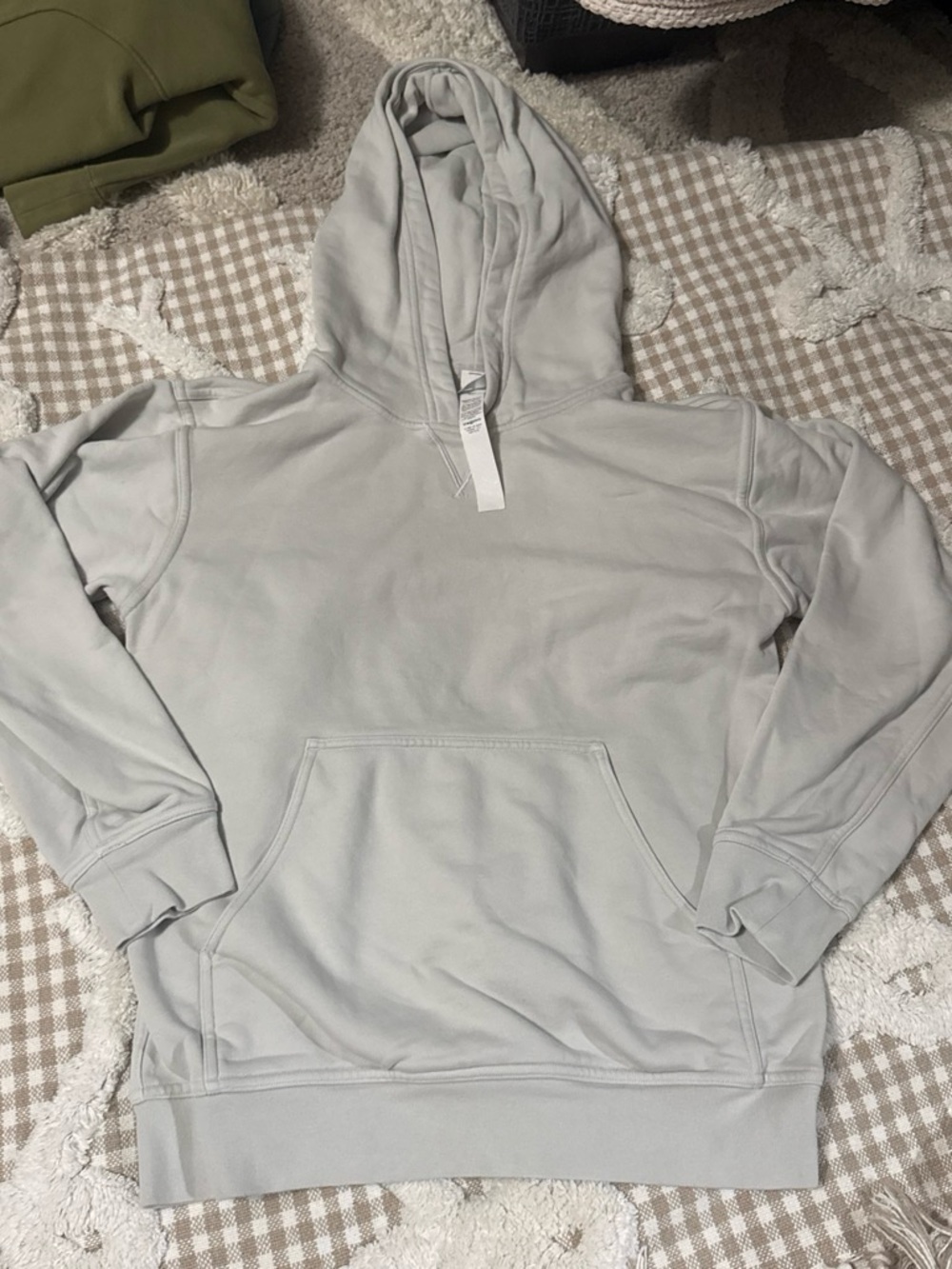 Lululemon Women’s Light Gray Pullover Hoodie - Classic Cozy Sweatshirt